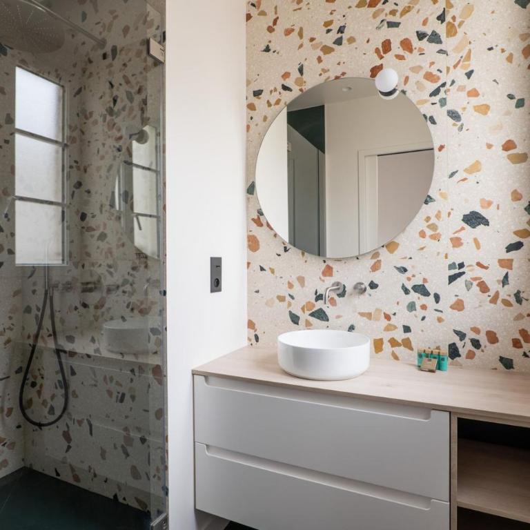 Bright & Calm Apartment near Montparnasse - Appartement - 4