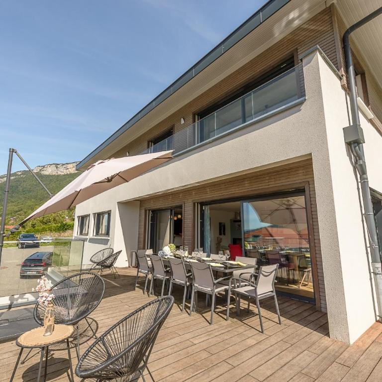 Villa Sunrise – Villa contemporaine avec piscine et vue panoramique sur le lac d’Annecy - Villa 5 Chambres - 21