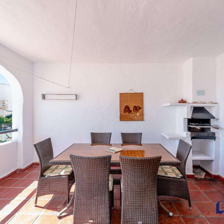 2 BR Beach and Pool By Better Bookings - Apartamento - 17
