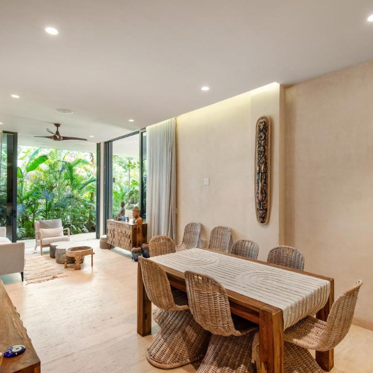 Modern Retreat with Private Garden and Jacuzzi - Two-Bedroom Apartment - 2