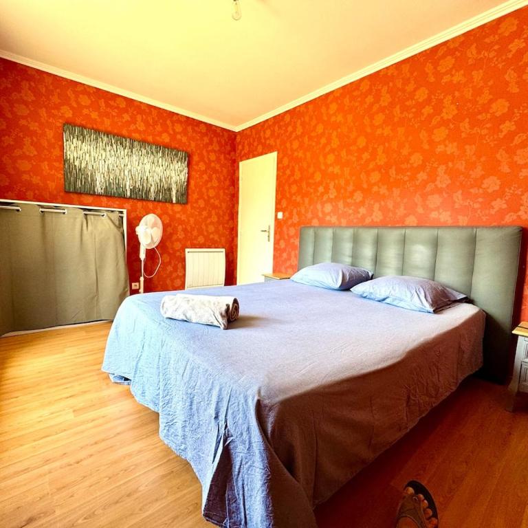 Villa atypique avec piscine 12x6 4 chambres pour 9 personnes proche Golf dans parc arbore - Villa - 28