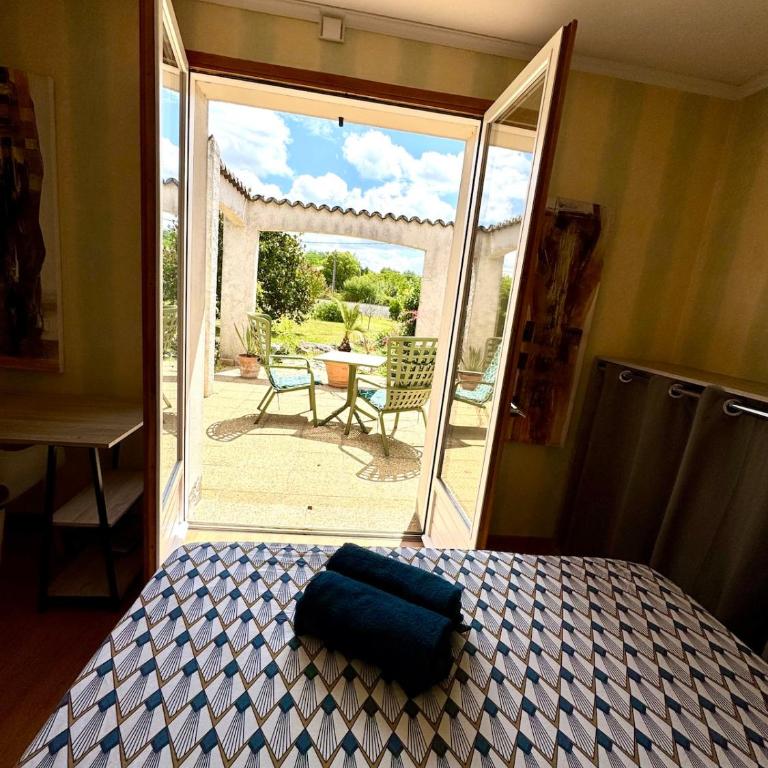 Villa atypique avec piscine 12x6 4 chambres pour 9 personnes proche Golf dans parc arbore - Villa - 39