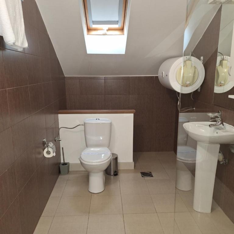 Garni Hotel Ema - Budget Double or Twin Room - 2