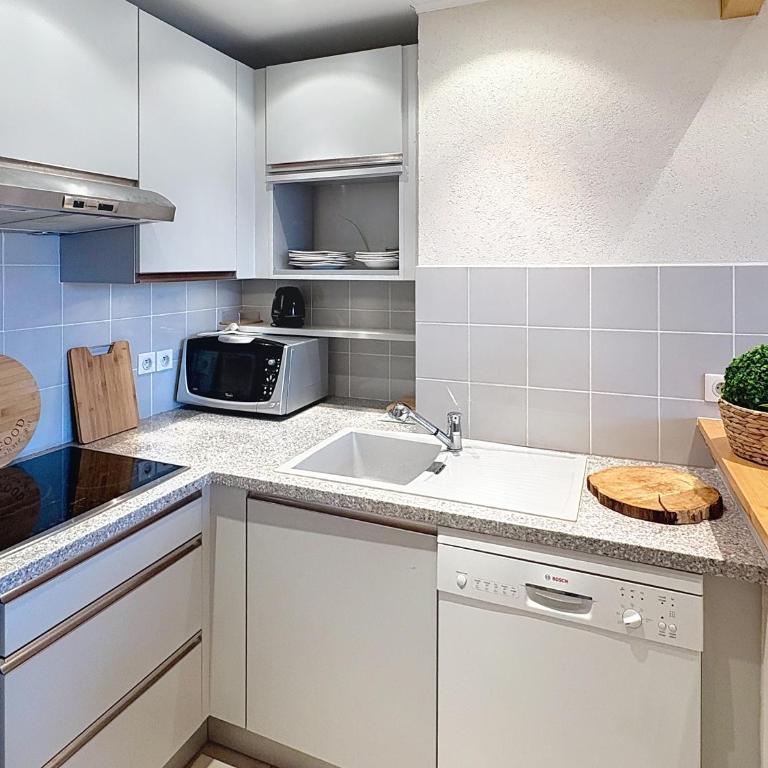 Cocon moderne vue pistes - Balcon sud- télécabine 160 m - Apartment mit 1 Schlafzimmer - 9