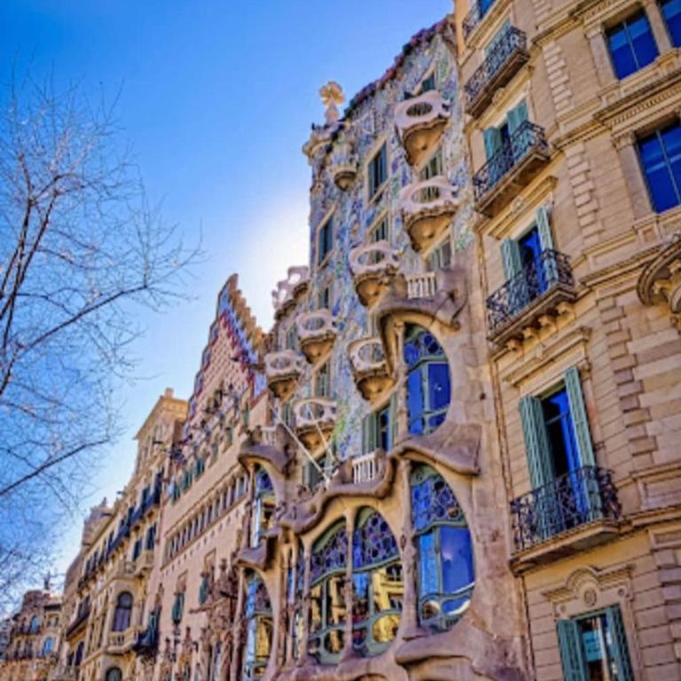 Premium refurbished apartment in Barcelona city center - Two-Bedroom Apartment - 37