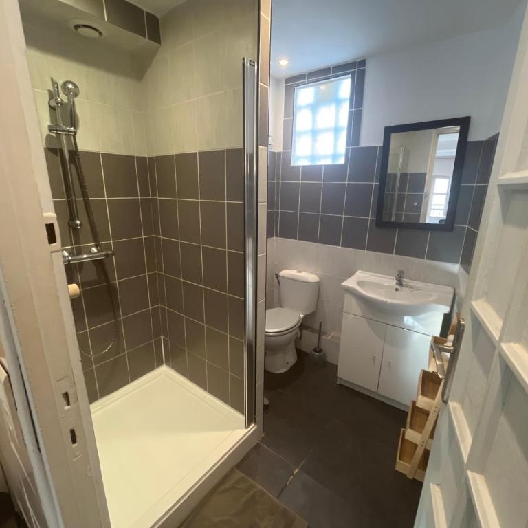 Paule - Studio climatisé au 3eme place pie 2pers - One-Bedroom Apartment - 14