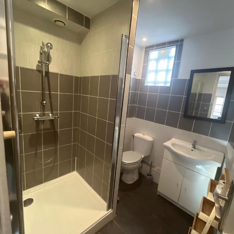 Paule - Studio climatisé au 3eme place pie 2pers - One-Bedroom Apartment - 15