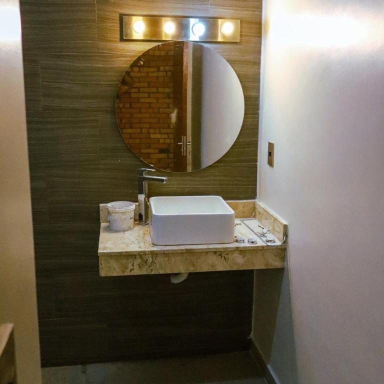 Hermosa casa nueva en Condominio a metros de Aqua village - Villa de 3 dormitorios - 32