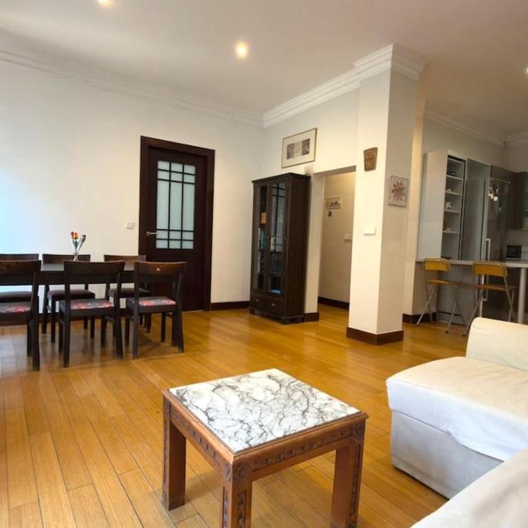Centrally located flat in Madrid for 6 people - Ciudad Rodrigo - Three-Bedroom Apartment - 15
