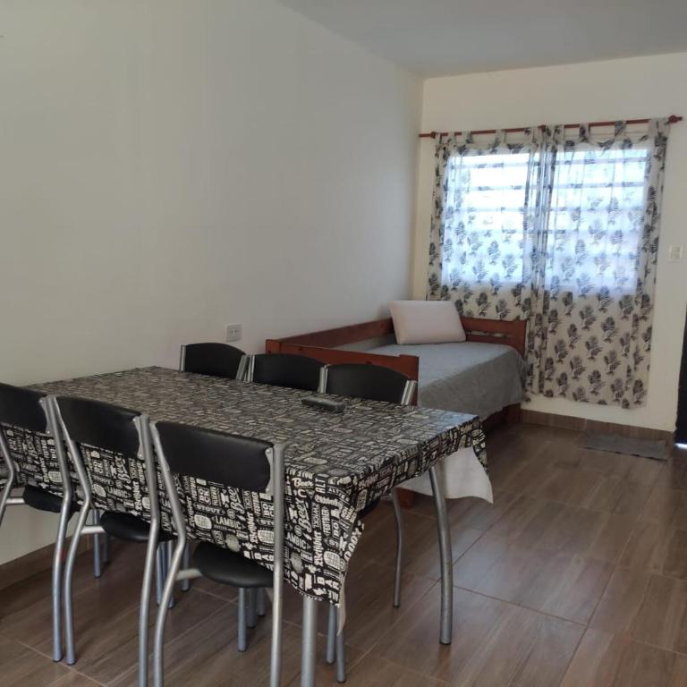 Mdq Bien al Sur Casa 5 pers - Two-Bedroom Apartment - 10