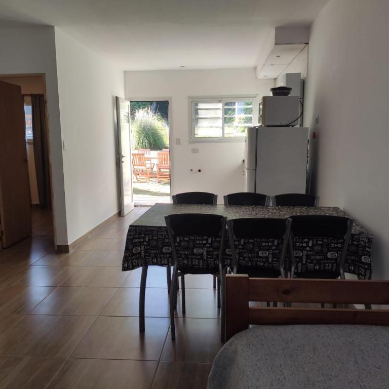 Mdq Bien al Sur Casa 5 pers - Two-Bedroom Apartment - 11