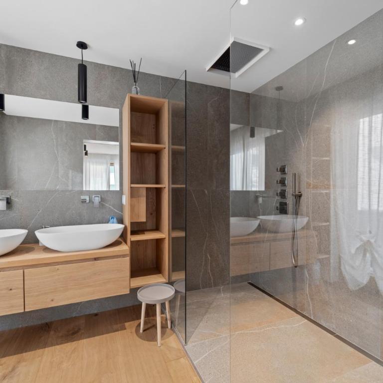 Luxury Lakeview Apartment in St Moritz Center - Two-Bedroom Apartment with Lake View - 26