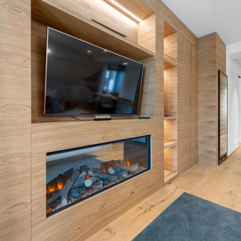 Luxury Lakeview Apartment in St Moritz Center - Two-Bedroom Apartment with Lake View - 7