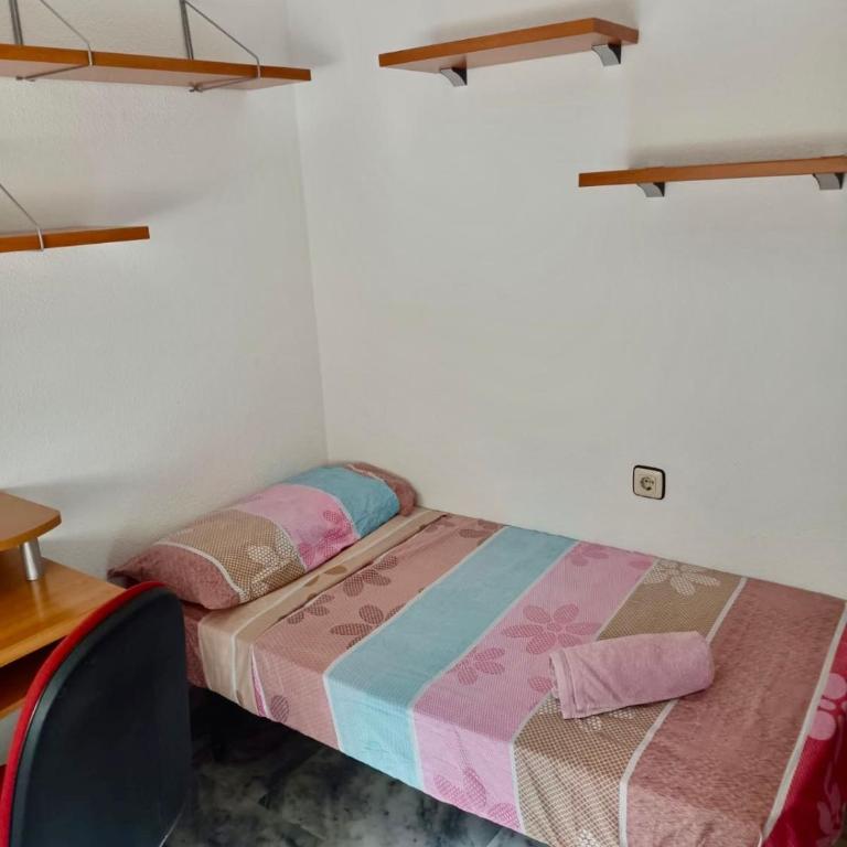 Bonita Habitación cerca Centro - Habitación Individual con baño compartido - 2