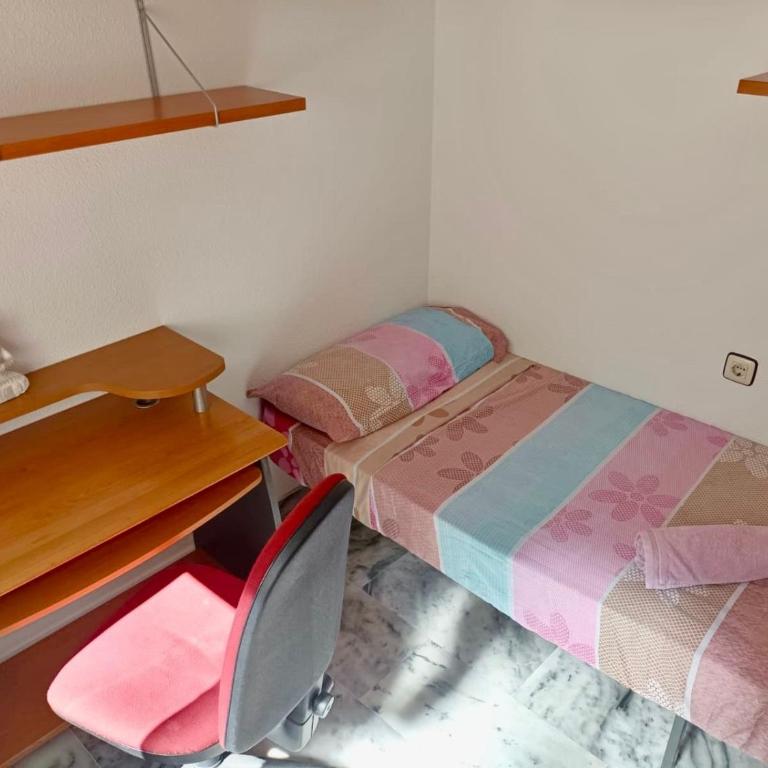 Bonita Habitación cerca Centro - Habitación Individual con baño compartido - 1