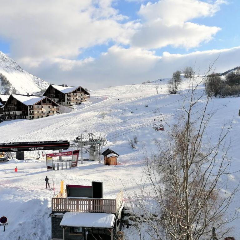Appartement 2P spacieux skis aux pieds avec 2 balcons - Appartement 1 Chambre - 24
