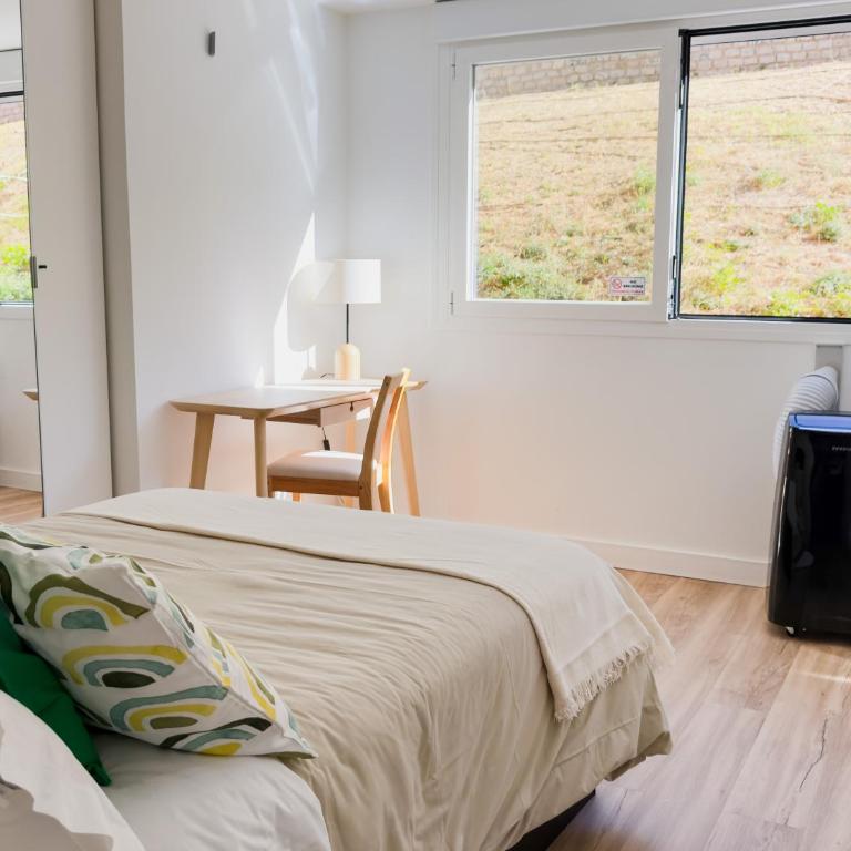 Madrid Puerta de Toledo en el centro de la ciudad Apartamento moderno en Madrid ideal para estancias corporativas y media estancia 15 días o mas Espacios amplios y confortables - Apartamento de 2 dormitorios - 13