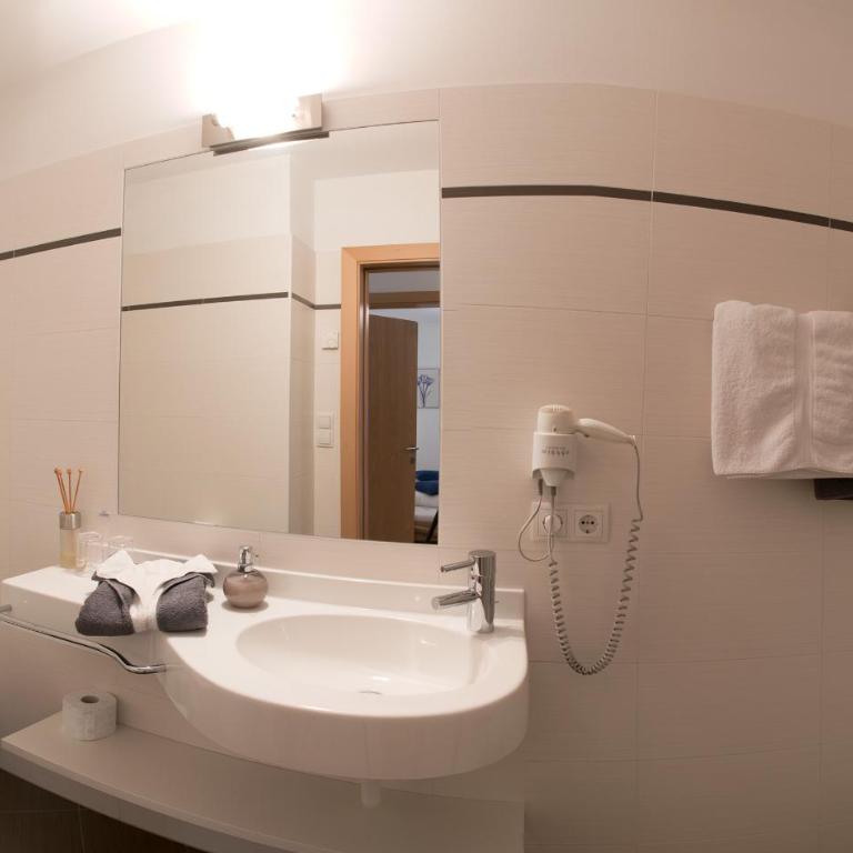 Residence Prunarhof - Appartamento con 2 Camere da Letto, Balcone e Terrazza - 3