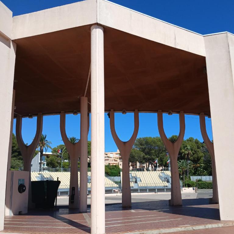 T2 35m2 clim, piscine, balcon et parking privé à 2 pas du port Santa Lucia - Apartment mit 1 Schlafzimmer - 39