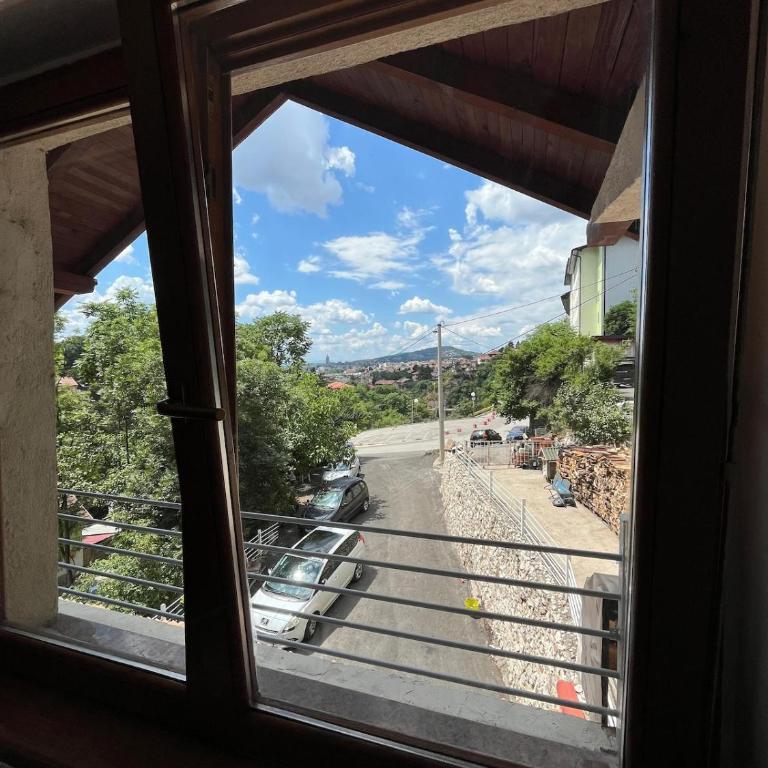 Vacation spot in Sarajevo in a calmest spacious area - One-Bedroom Apartment - 29