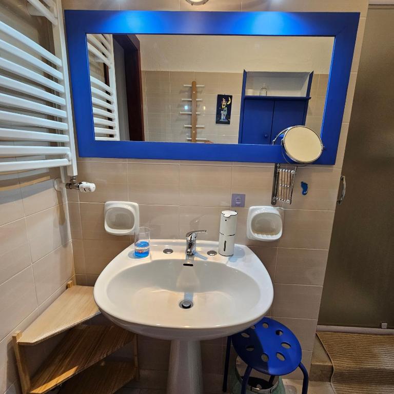 Villetta in zona panoramica, immersa nel verde della macchia mediterranea - Two-Bedroom Apartment - 53