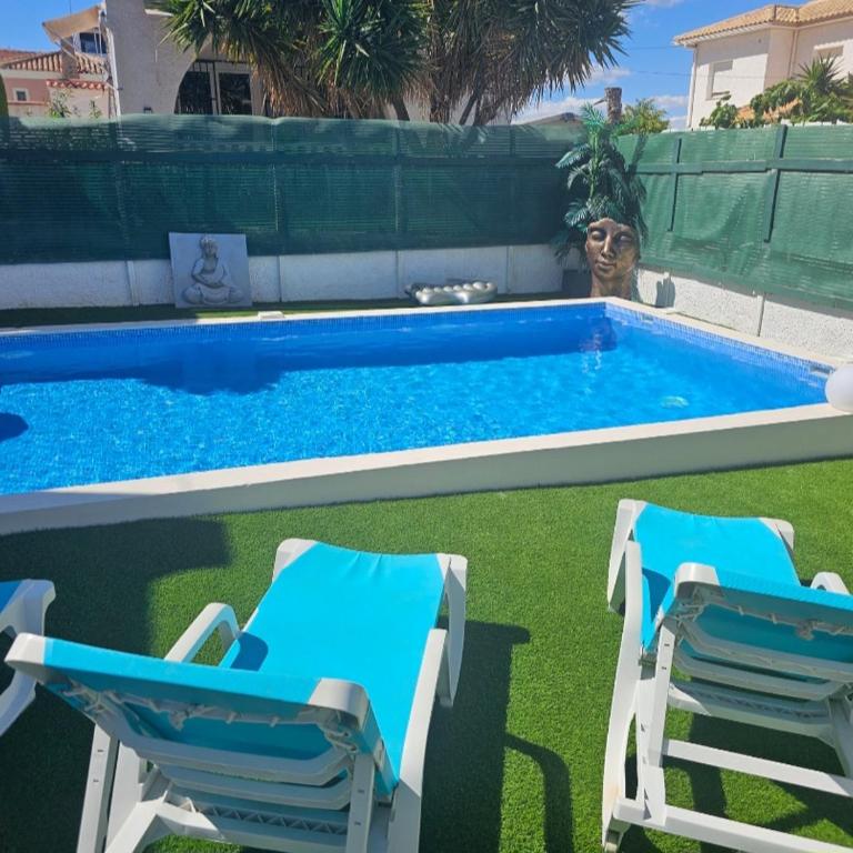 Private Villa with Heated Swimming Pool, Roof Top Solarium & Garden - Villa de 2 dormitorios - 10