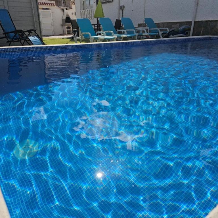Private Villa with Heated Swimming Pool, Roof Top Solarium & Garden - Villa de 2 dormitorios - 8