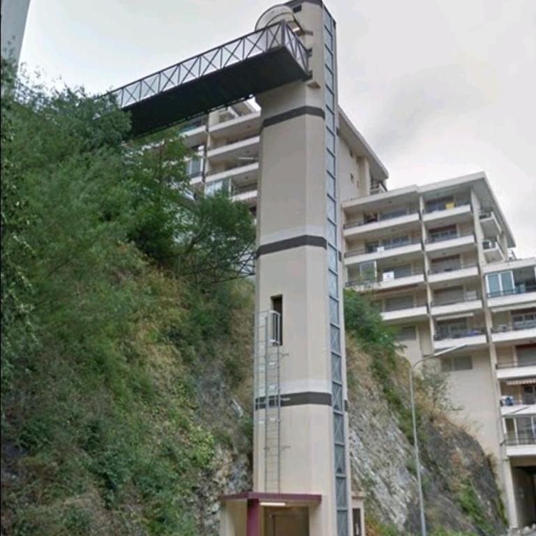 Coup de cœur 3 étoiles terrasse parking Wifi à 70 m des thermes - Appartement 1 Chambre - 29