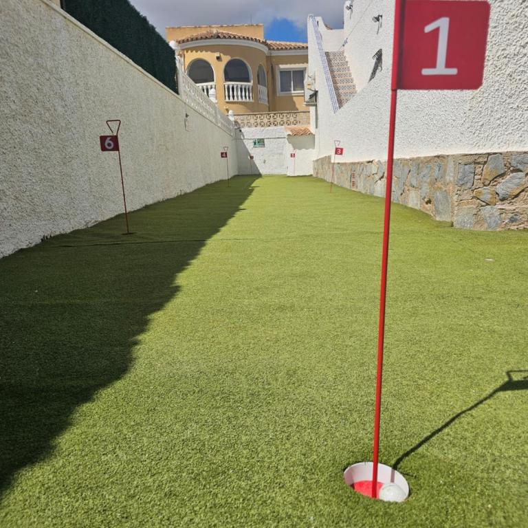 Private Villa with Heated Swimming Pool, Roof Top Solarium & Garden - Villa de 2 dormitorios - 6
