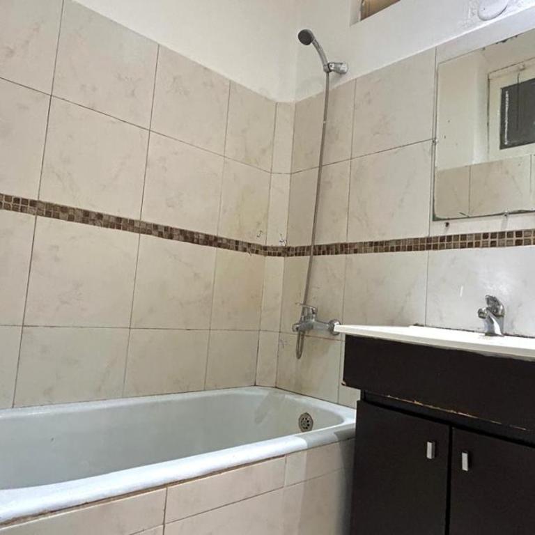 3 Ambientes en Avenida Córdoba y Pueyrredón - Apartamento de 2 dormitorios - 6