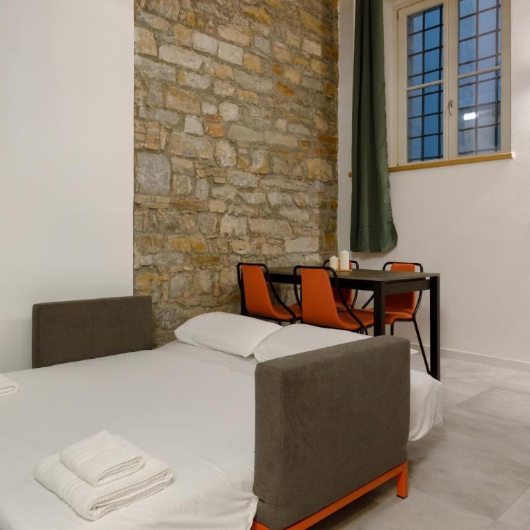 Tra bora e poesia, casa Baudelaire a Trieste - Appartamento con 2 Camere da Letto - 12