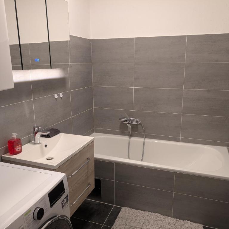Flataid Apartment Obere Bahnstraße - Grazer Messe - Superior Apartment - 6