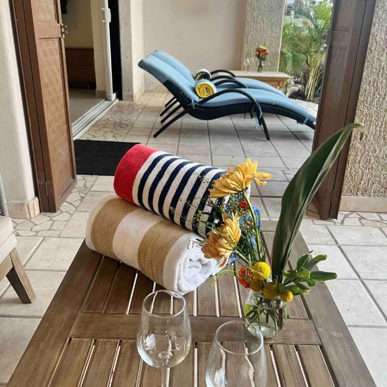 Beachfront luxury Condo w Pool - Apartamento de 1 dormitorio - 5