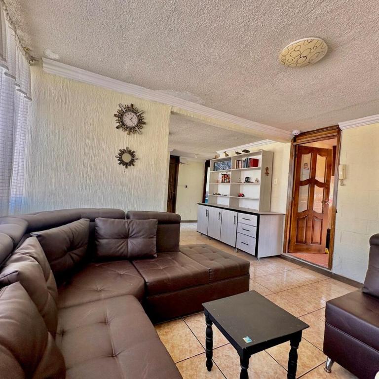 Departamento en el norte de Quito - Two-Bedroom Apartment - 1