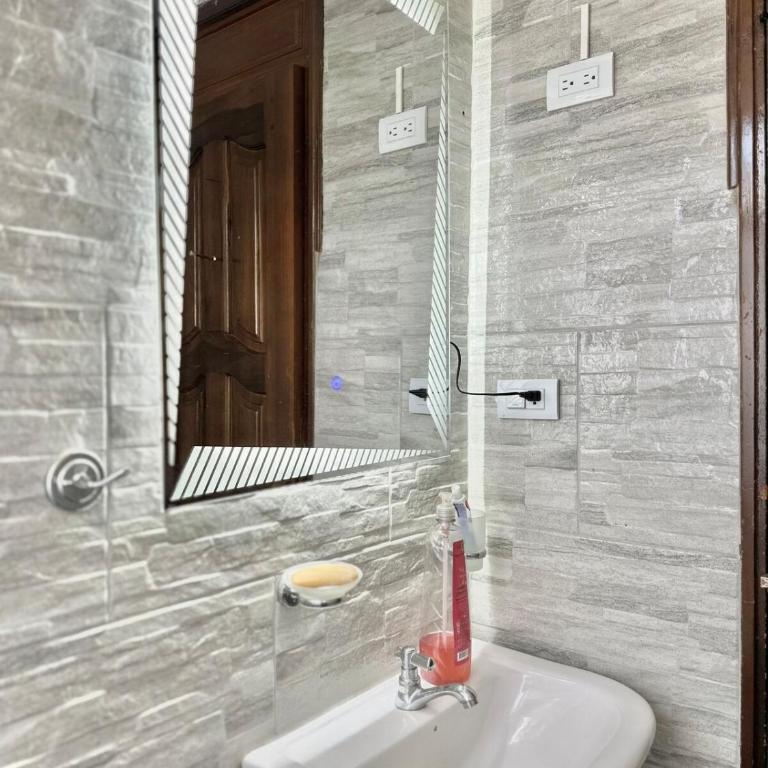 Departamento en el norte de Quito - Two-Bedroom Apartment - 14