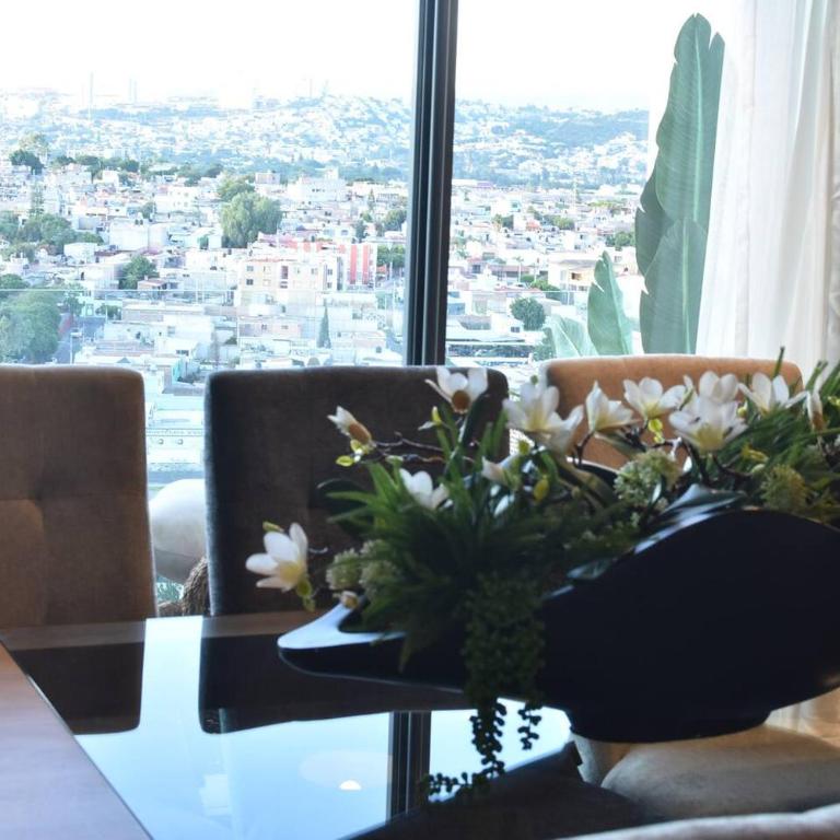 PH02 La Victoria - Two-Bedroom Apartment - 18