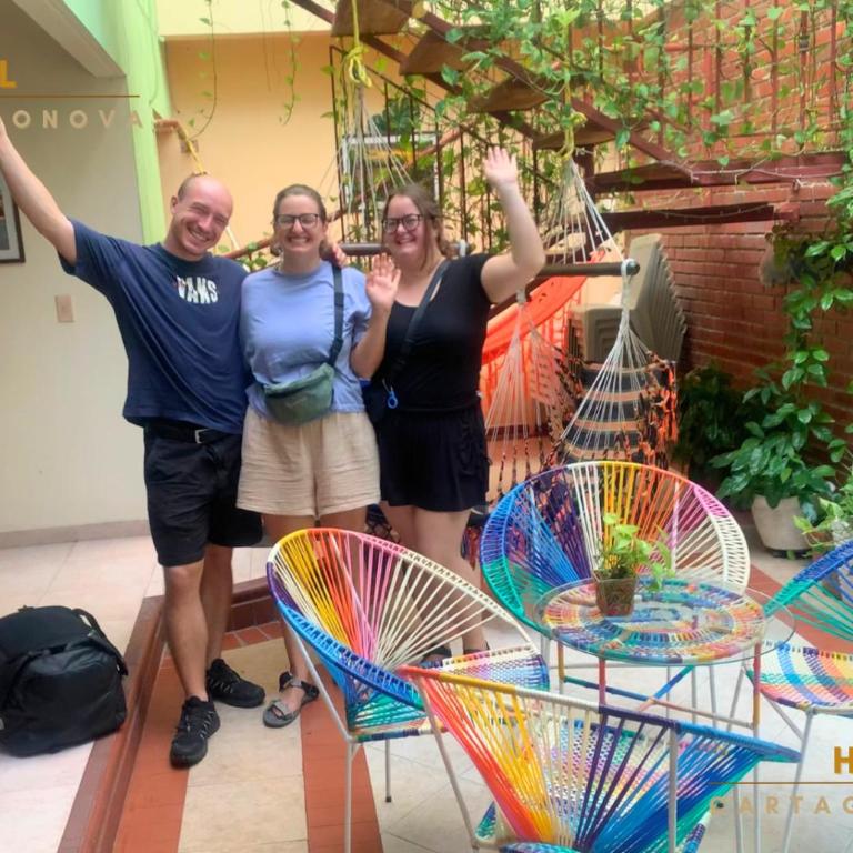 Hostal Cartagonova - Habitaciones privadas y amplias cerca a zonas turísticas - Habitación Familiar con baño privado - 38