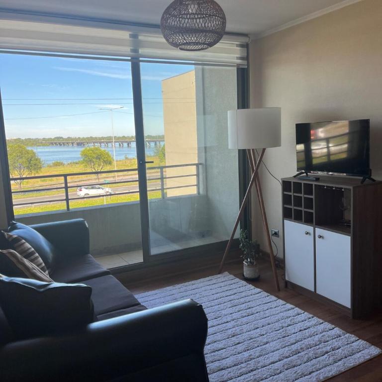 Apartamento en Concepción con vista al Biobío - Three-Bedroom Apartment - 14