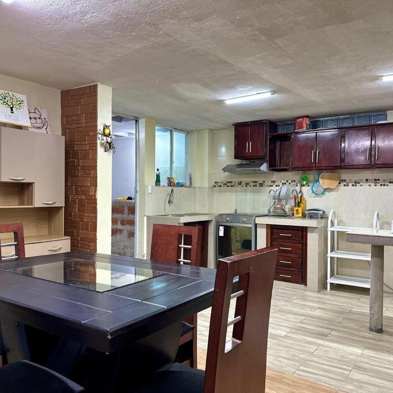 Spacious apartment in Quito - Three-Bedroom Apartment - 14