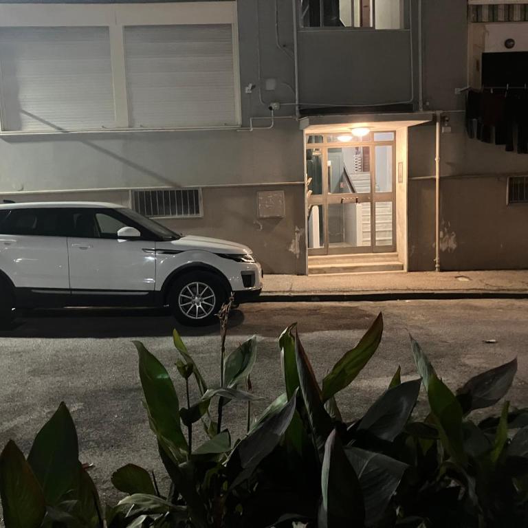 Rosemary s House Napoli Apt Private Parking Metro - Appartamento con 2 Camere da Letto - 20