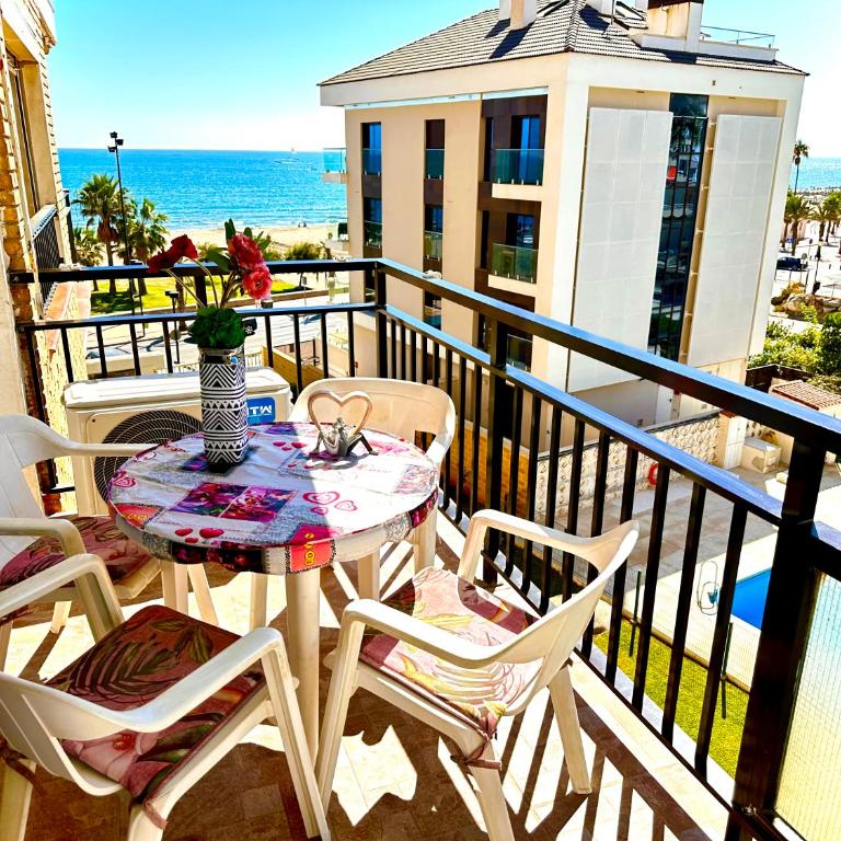 Modern 1 Bedroom Seaside Apartment with Pool - Apartamento de 1 dormitorio - 15