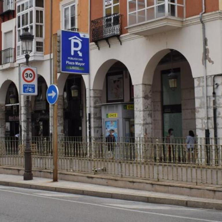 GUMERFLAT CID Parking Free Centro 2 Baños - Apartamento Deluxe de 1 dormitorio con vistas a la ciudad - 16