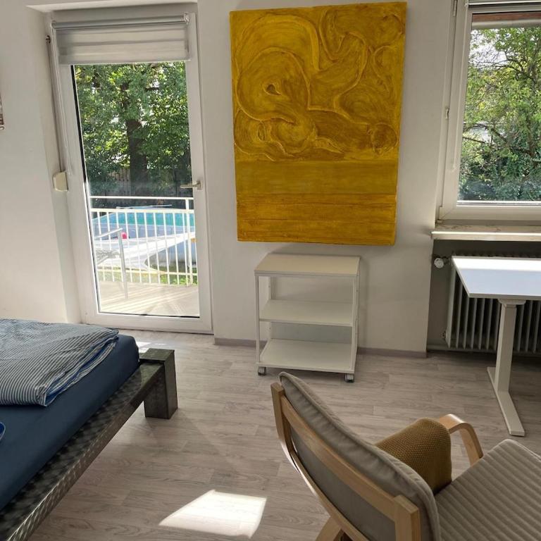 München Trudering 3 Schlafzimmer 90 qm sehr ruhig, U-S Bahn 350m - Three-Bedroom Apartment with Balcony - 8