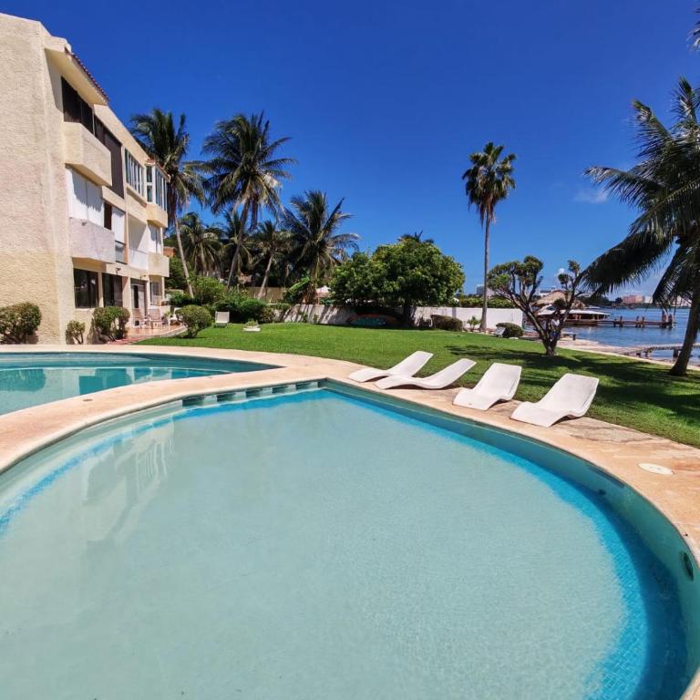 Hermoso departamento en zona hotelera frente a la laguna - Apartment mit 2 Schlafzimmern - 40