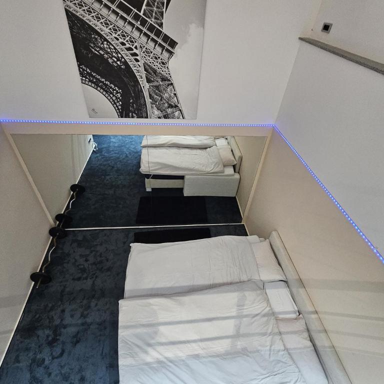 Hram Suite Lux - Deluks Apartman sa 2 Spavaće Sobe i Balkonom - 5