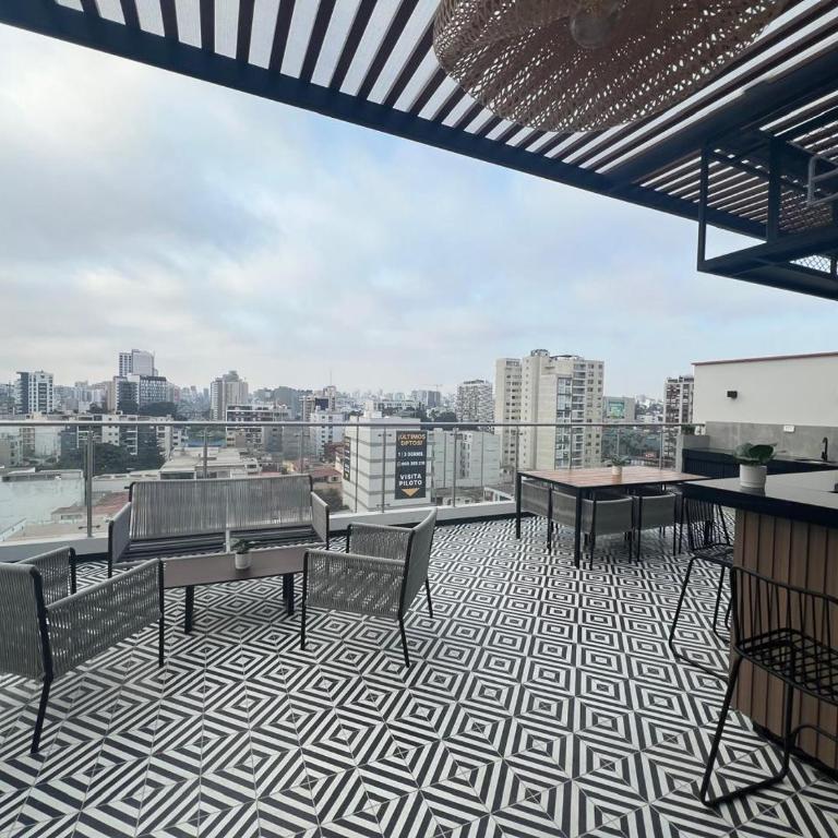 Arrieta 380 Suites by Geko - One-Bedroom Apartment with View - 8