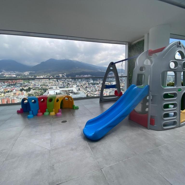 Boho apt-balcony in La Carolina, 60" TV 4K - One-Bedroom Apartment with Balcony and Mountain View - 14
