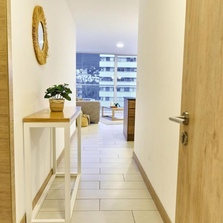 Boho apt-balcony in La Carolina, 60" TV 4K - One-Bedroom Apartment with Balcony and Mountain View - 20