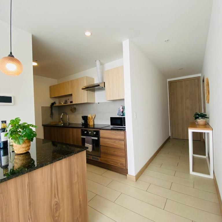 Boho apt-balcony in La Carolina, 60" TV 4K - One-Bedroom Apartment with Balcony and Mountain View - 23