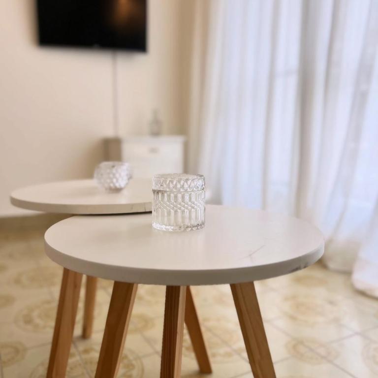Monoambiente con balcón soleado - One-Bedroom Apartment - 6